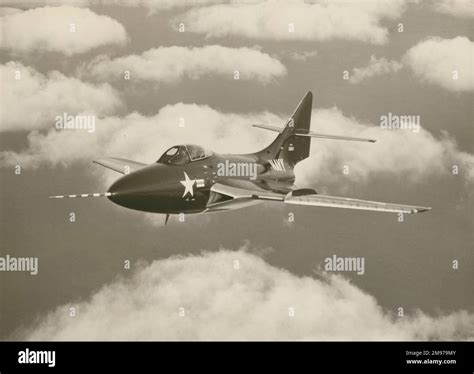 Grumman F9f 8 Cougar Stock Photo Alamy
