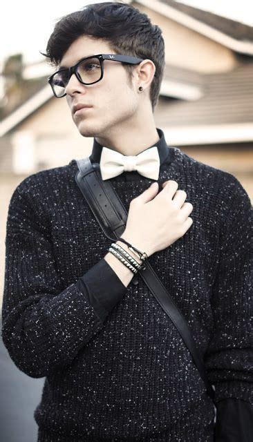 Pin By Jayden D On Daniel Abreau Nerd Outfits Mens Outfits Hipster Mens Fashion