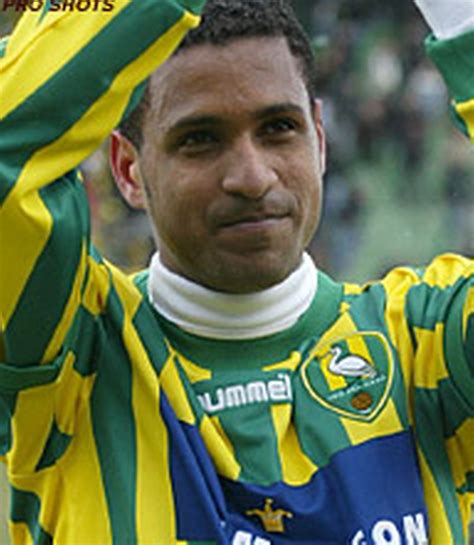 Welkom op het officiële twitteraccount ado den haag wint ook de eerste uitwedstrijd van het seizoen! ADO Den Haag via Utrecht naar veilige zone - Voetbal ...