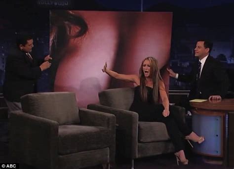 Jennifer Love Hewitt Presented With A Giant Picture Of Her Cleavage On