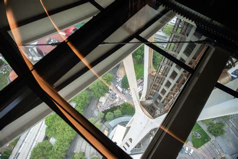 The Space Needle Debuts A Rotating Glass Floor Curbed Seattle