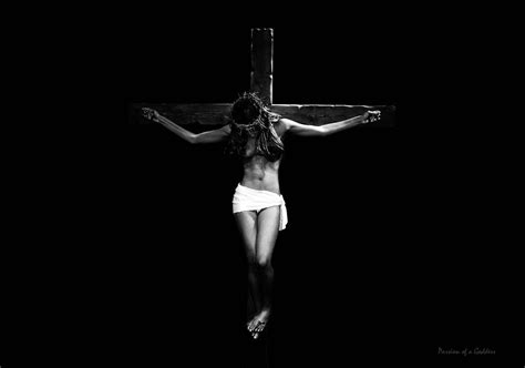 Crucifixion Naked Crucified Women Gallery My Hotz Pic SexiezPicz Web Porn