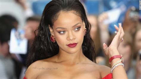 Rihanna Is Named As The Worlds Wealthiest Female Musician Starr Fm