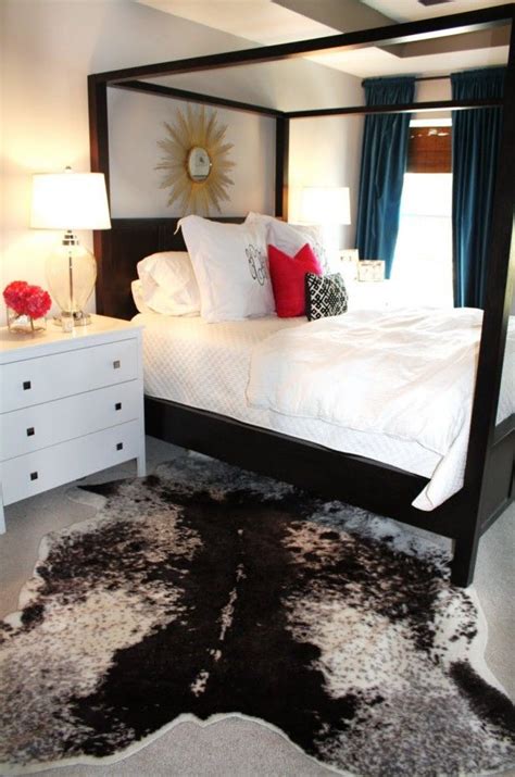 28 Perfect Cowhide Rug Ideas For Your Home Furniture Moouhuiss