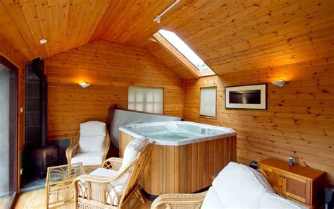 Sauna Vs Hot Tub Which Is Better Rebirth Pro