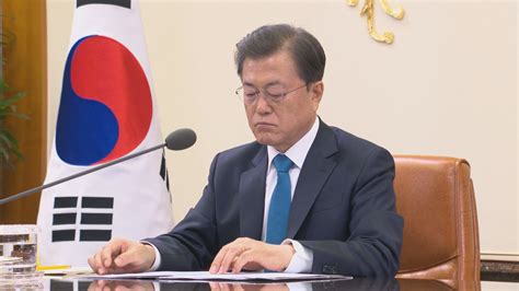 김명수 대법원장과 함께, 진보 성향으로 분류되는 우리법연구회에서 활동했는데요. 문대통령, 오늘 5부 요인과 간담회…코로나 극복 논의 | 연합뉴스