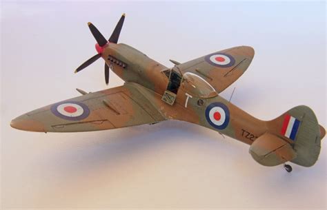Spitfire Fr 18e 72nd Aircraft