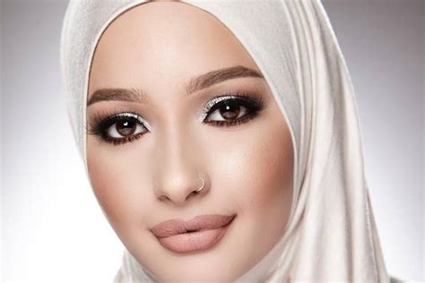 Muslim Women Bloggers To Follow On Instagram Glamour Uk