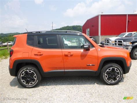 Omaha Orange 2015 Jeep Renegade Trailhawk 4x4 Exterior Photo 105326450