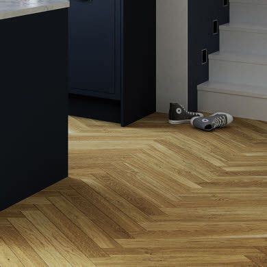 Hardwood floors give homeowners a number of advantages over other flooring. Light oak herringbone (With images) | Engineered flooring, Engineered wood floors, Flooring