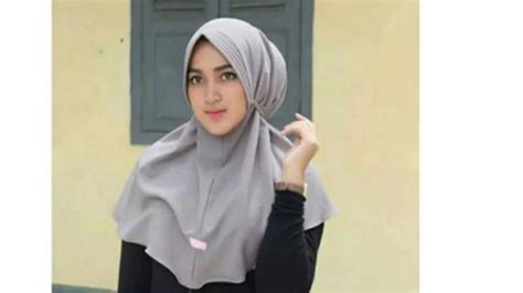 Model Jilbab Instan Terbaru Yang Sedang Trend Dan Kekinian