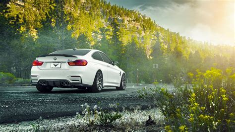 bmw m4 4k wallpapers top free bmw m4 4k backgrounds wallpaperaccess