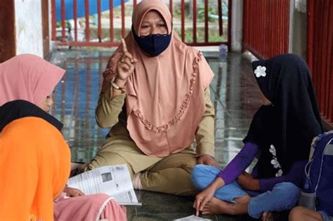 Populasi dalam penelitian ini adalah siswa. Pemkot Upayakan Biaya Gratis di Sekolah Swasta Bagi yang ...