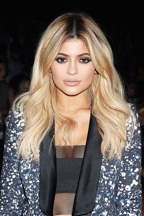 kylie jenner s hair photos of her many colors and styles hollywood life