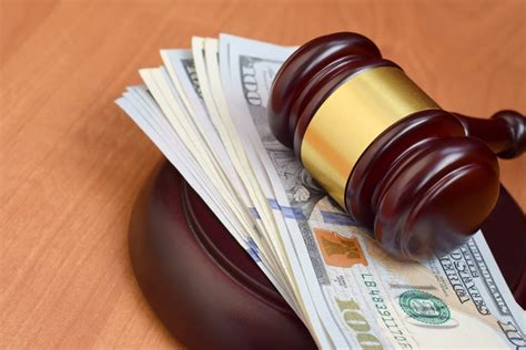 How much do lawyers earn after qualifying? How Much Does an Attorney Cost? | The Levin Firm