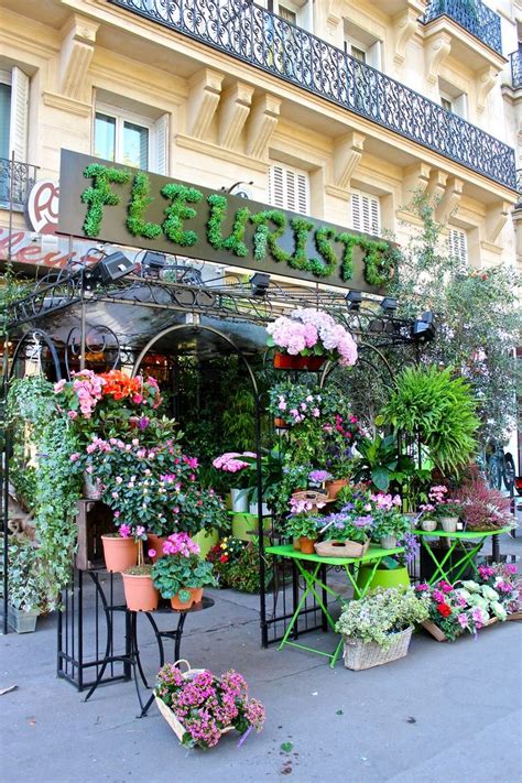 Flower Shop In Paris Paris France They Display All Their Beautiful