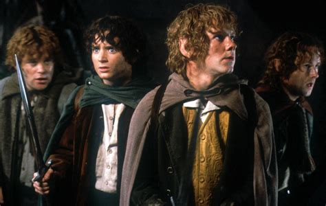 ‘the Lord Of The Rings Cast Reunite Over 20 Years After First Film