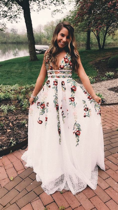 Vsco Oliviabusch Floral Prom Dresses Prom Dresses Long Lace White