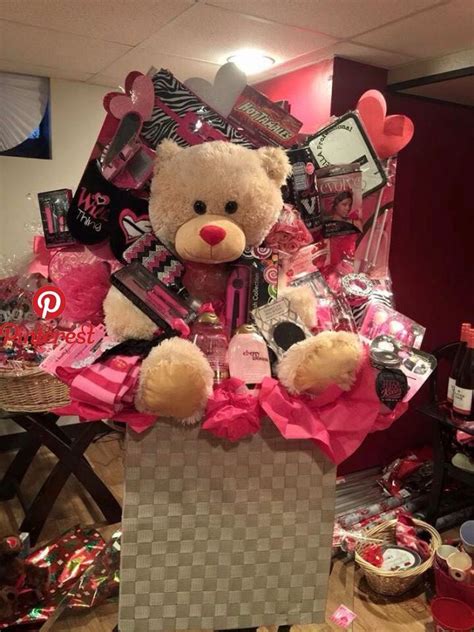 54 lowkey valentine's day gifts your new boyfriend will *for real* want. Perfect gift for girls | Gift Baskets | Pinterest | Gifts ...