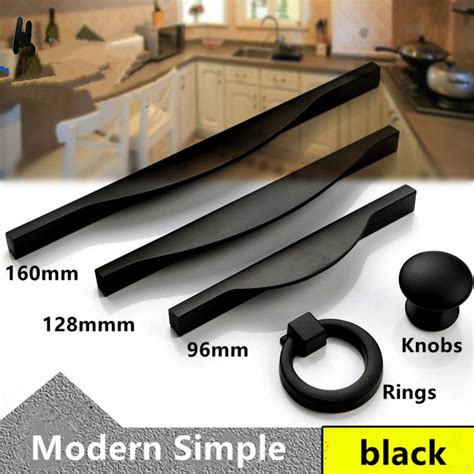 The kitchen cabinets that you choose will dominate the style and tone of your kitchen, so it is vital that you choose your cabinets wisely. 96mm 128mm 160mm Modern simple black furniture handles ...