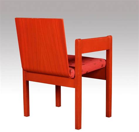 The average chair that is used 40 hours per the prices stated may have increased since the last update. Pair of Prince Charles Investiture Chairs at 1stdibs