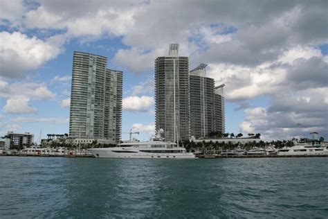 מפת מקומות חשיפה לחולי קורונה. חוות דעת על ‪Fisher Island‬ - מיאמי ביץ', פלורידה ...