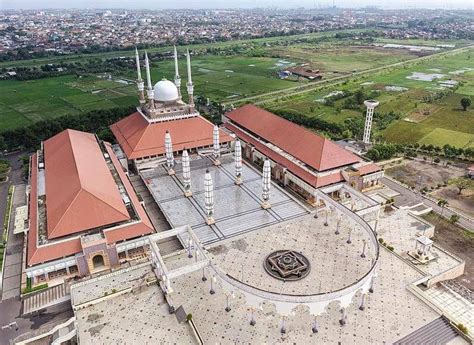 Masjid Agung Jawa Tengah Wisata Religi Di Kota Semarang Semarang