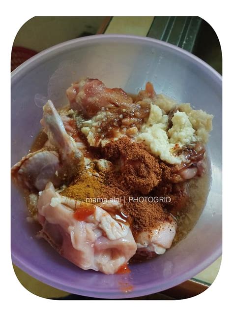 Resep ayam ungkep cukup mudah dipelajari bahkan jika anda baru belajar memasak. Resep Ayam Ungkep Madu - Surasmi A