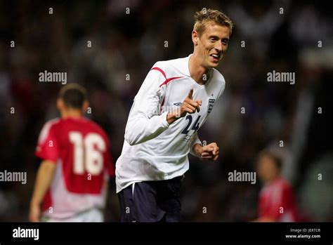 Peter Crouch England And Liverpool Fc Old Trafford Manchester 30 May 2006