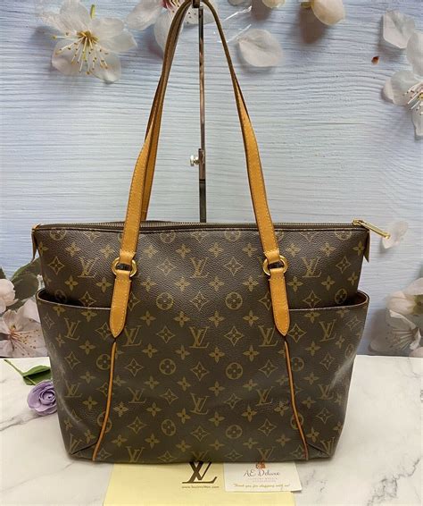 Louis Vuitton Totally Mm Monogram Shoulder Tote Handbag Mb2190 Reetzy