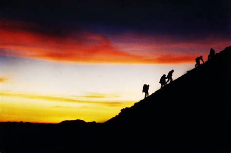 Maybe you would like to learn more about one of these? 7 Puncak Tertinggi di Pulau-Pulau Utama Indonesia