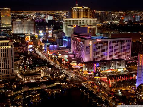 Las Vegas Hd Wallpaper Widescreen Wallpapersafari