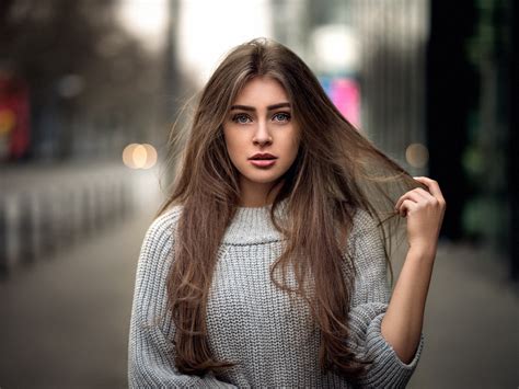 Long Hair Brunette Beautiful Girl Wallpaper Full Screen Beautiful