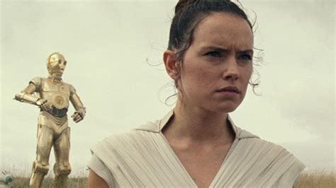 Star Wars 9 Theory Rey Is Not From Jakku Reys Origins In The Rise Of