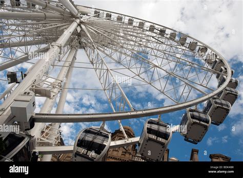 Big Wheel Ferris Wheel Stock Photo Alamy