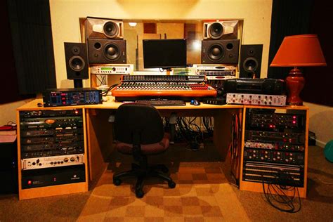 Buy the best and latest diy studio desk on banggood.com offer the quality diy studio desk on sale with worldwide free shipping. Angled bottom racks with simple top. | Studio desk ...