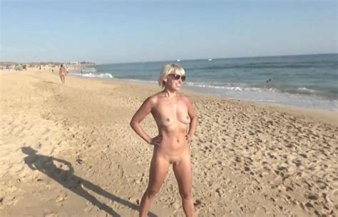 Hot Blonde On A Nudist Beach Masturbating And Pissing Let It Pee