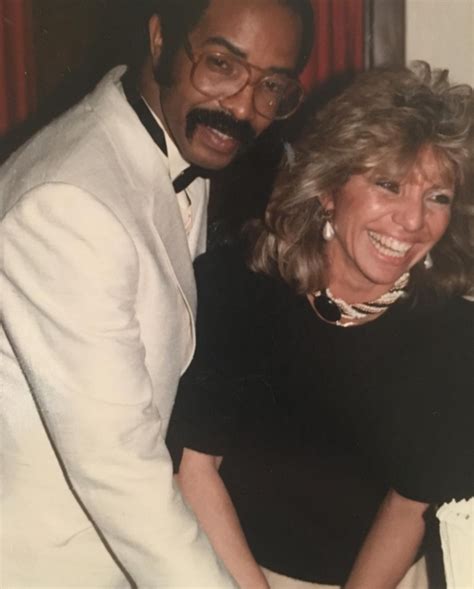 Coulda been his aunt as well? Drake's mom Sandi Graham Age, Relationships, & Marriage