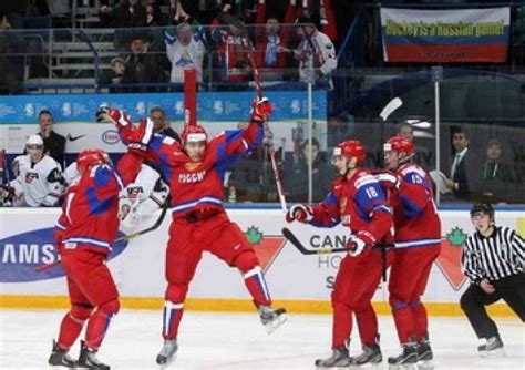 Гол в составе команды станислава черчесова забил артем дзюба, точно пробив с. Хоккей, Россия - Дания: обзор матча от 02.01.2017, видео ...