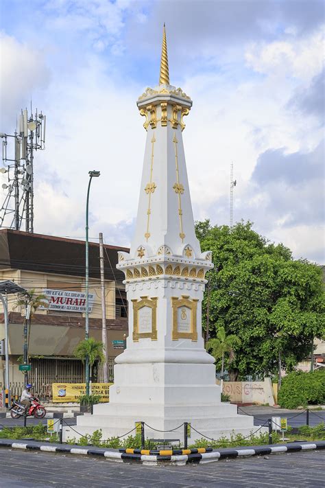 Tugu pahlawan kaos jogja jogja scrummy electrohell shop jogja undangan nikah jogja tribun jogja sabun amoorea jogja indomaret point stasiun tugu we provide millions of free to download high definition png images. Tugu Yogyakarta - Wikipedia