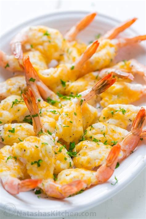 The wonton cups will keep, unfilled, in an airtight container for up to a week. This is a fly-off-the-plate cheesy garlic shrimp appetizer ...