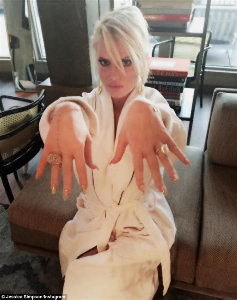 Jessica Simpson Shows Off Her Svelte Figure For New York Charity Event