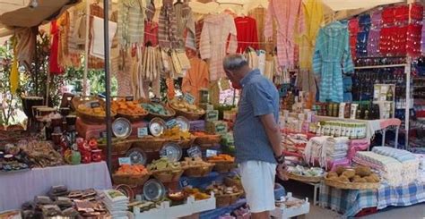 Рынки в Кемере: Вещевые, продуктовые, для местных и туристов