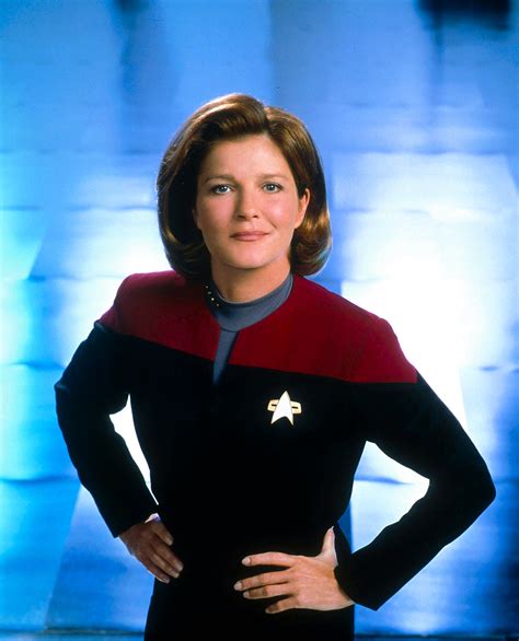 Star Trek Voyagerkatherine Kiernan Maria Kate Mulgrew As Captain