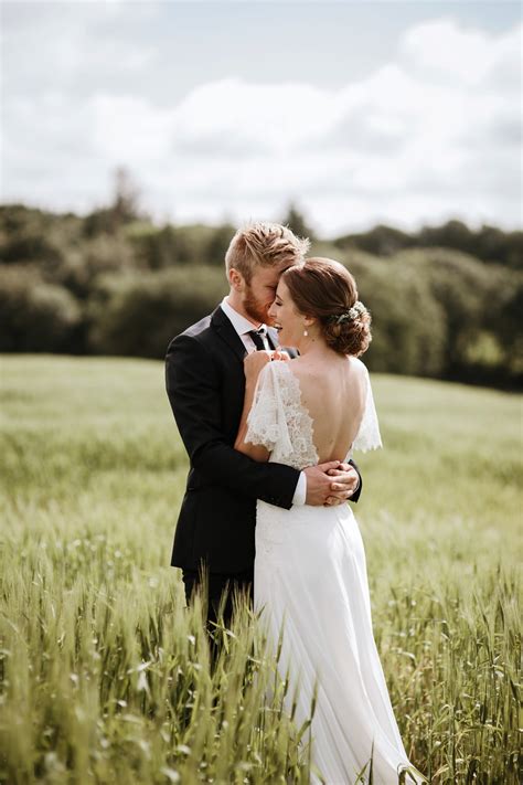 How much should i spend on my wedding dress? A Scandinavian Bride and her Relaxed and Fuss Free ...