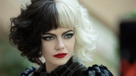 Watch Emma Stone As Cruella De Vil In Disneys New Trailer Teen Vogue