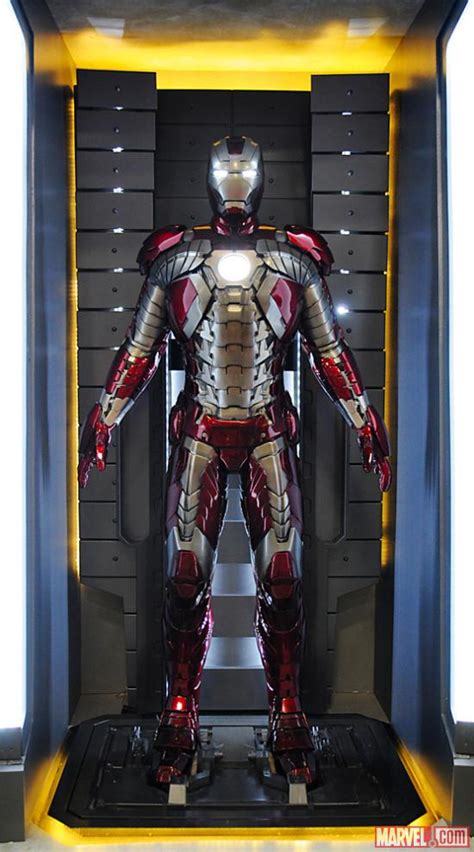 This armor was conceived as a lightweight, unarmed, hypersonic speed testbed. Iron Man MK V | Marvel-Filme Wiki | FANDOM powered by Wikia