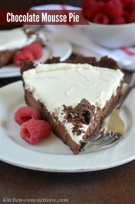 Pour the chocolate mousse filling into the pie crust and spread evenly. Chocolate Mousse Pie - Kitchen Concoctions