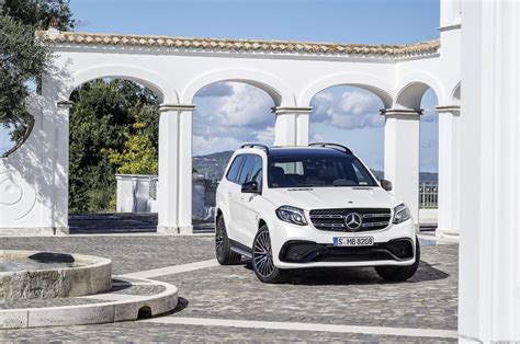 Mercedes Benz Gls Their Largest Most Luxurious Suv Yet