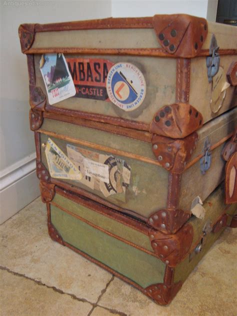Antiques Atlas A Vintage Set Of Suitcases Luggage